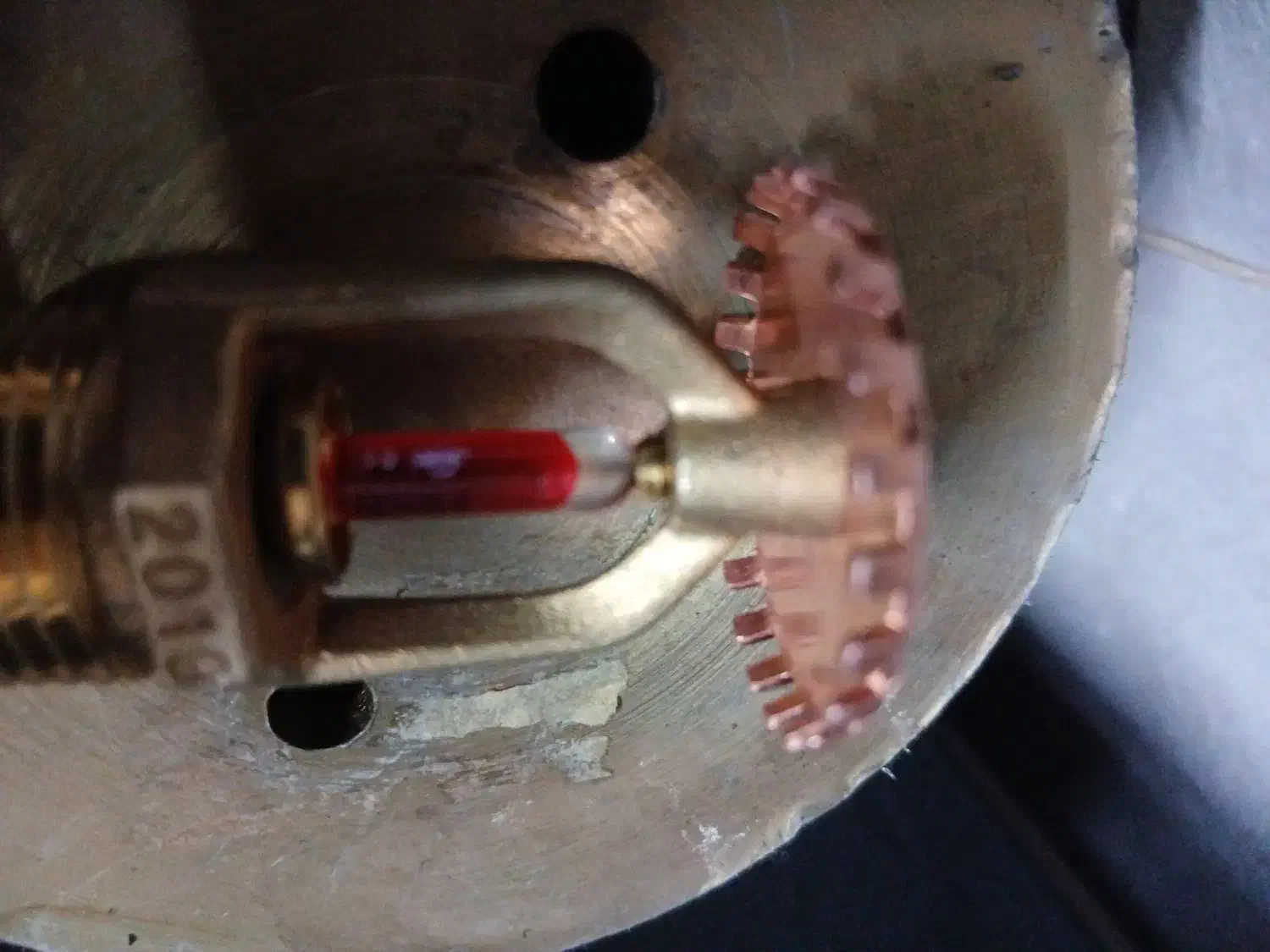 تعداد ۶۰۰ عدد اسپرینکلر جیوه قرمز بدنه مس عتیقه|کلکسیون اشیاء عتیقه|اندیشه, شهرک کوثر|دیوار