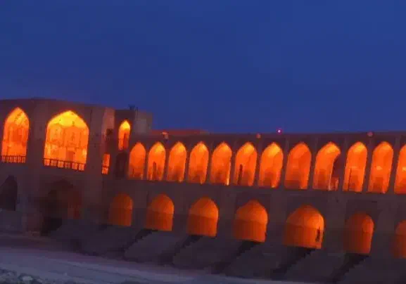 راهنمایی|فعالیت داوطلبانه|اصفهان, ارغوانیه|دیوار
