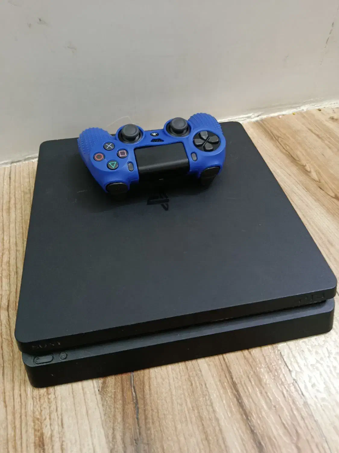 فروش دستگاه ps4اسلیم 1ترابایت کپی خور|کنسول، بازی ویدئویی و آنلاین|بجنورد, |دیوار
