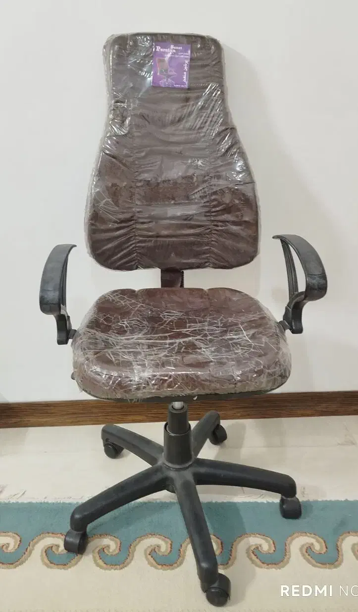 صندلی|صندلی و نیمکت|زاهدان, |دیوار