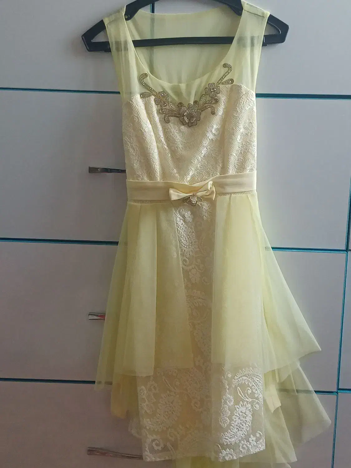 لباس مجلسی|لباس|یزد, |دیوار