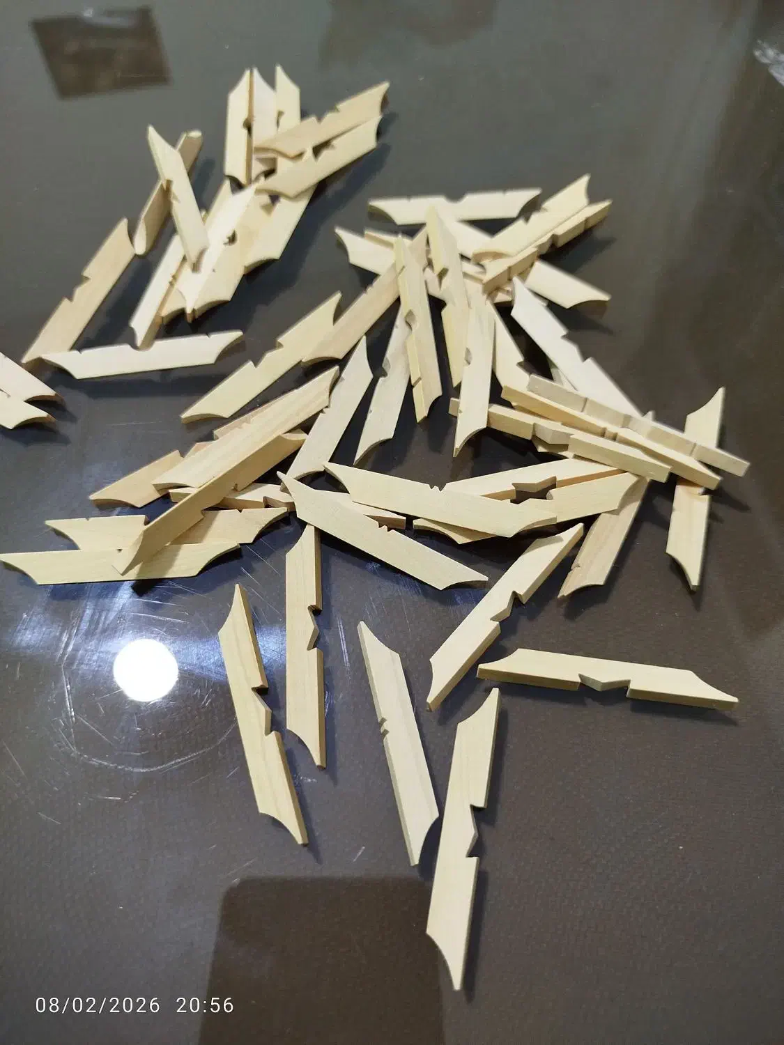 خرک سه تار|سازهای سنتی|همدان, |دیوار