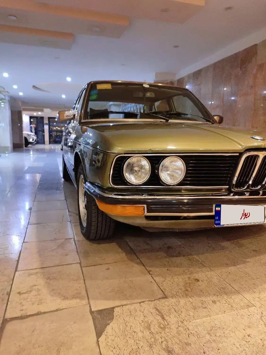 بی ام و ۵۱۸ مدل ۷۸ رنگ ارتشی|خودرو کلاسیک|کرج, اصفهانی‌ها|دیوار