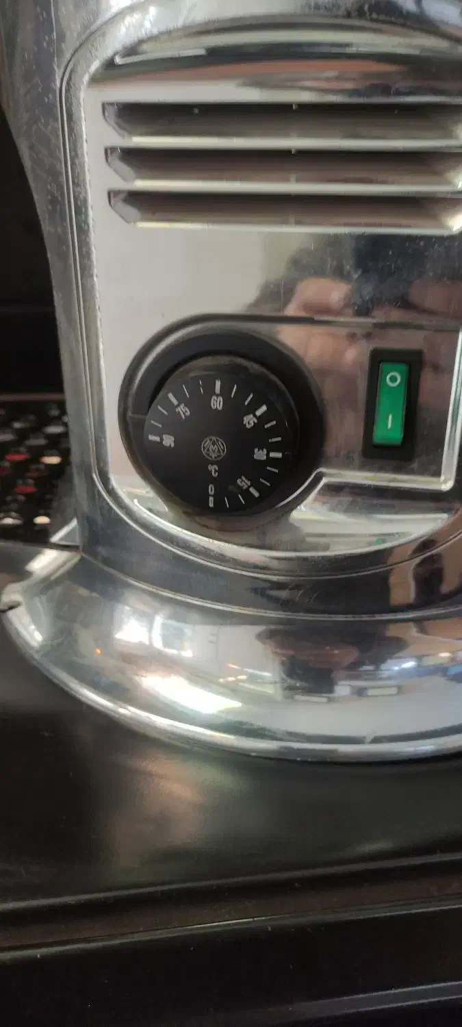 شیر داغ کن|کافی‌شاپ و رستوران|تهران, امجدیه (خاقانی)|دیوار