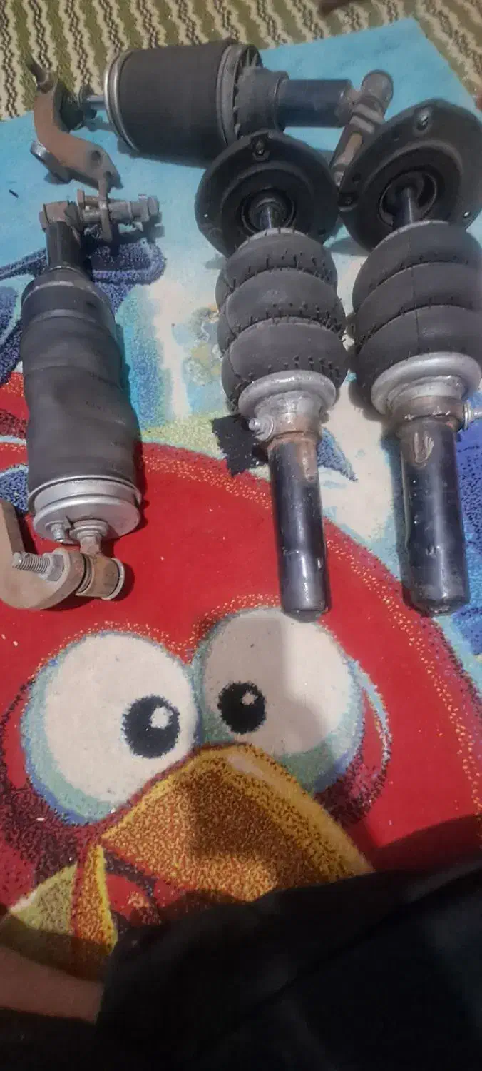 پنوماتیک|قطعات یدکی و لوازم جانبی|کرج, عظیمیه|دیوار