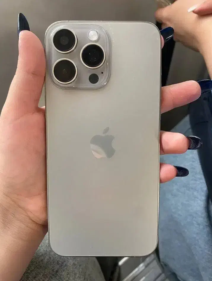 اپل iPhone 15 Pro Max با حافظهٔ ۱ ترابایت|موبایل|پاکدشت, پاکدشت (مامازند)|دیوار