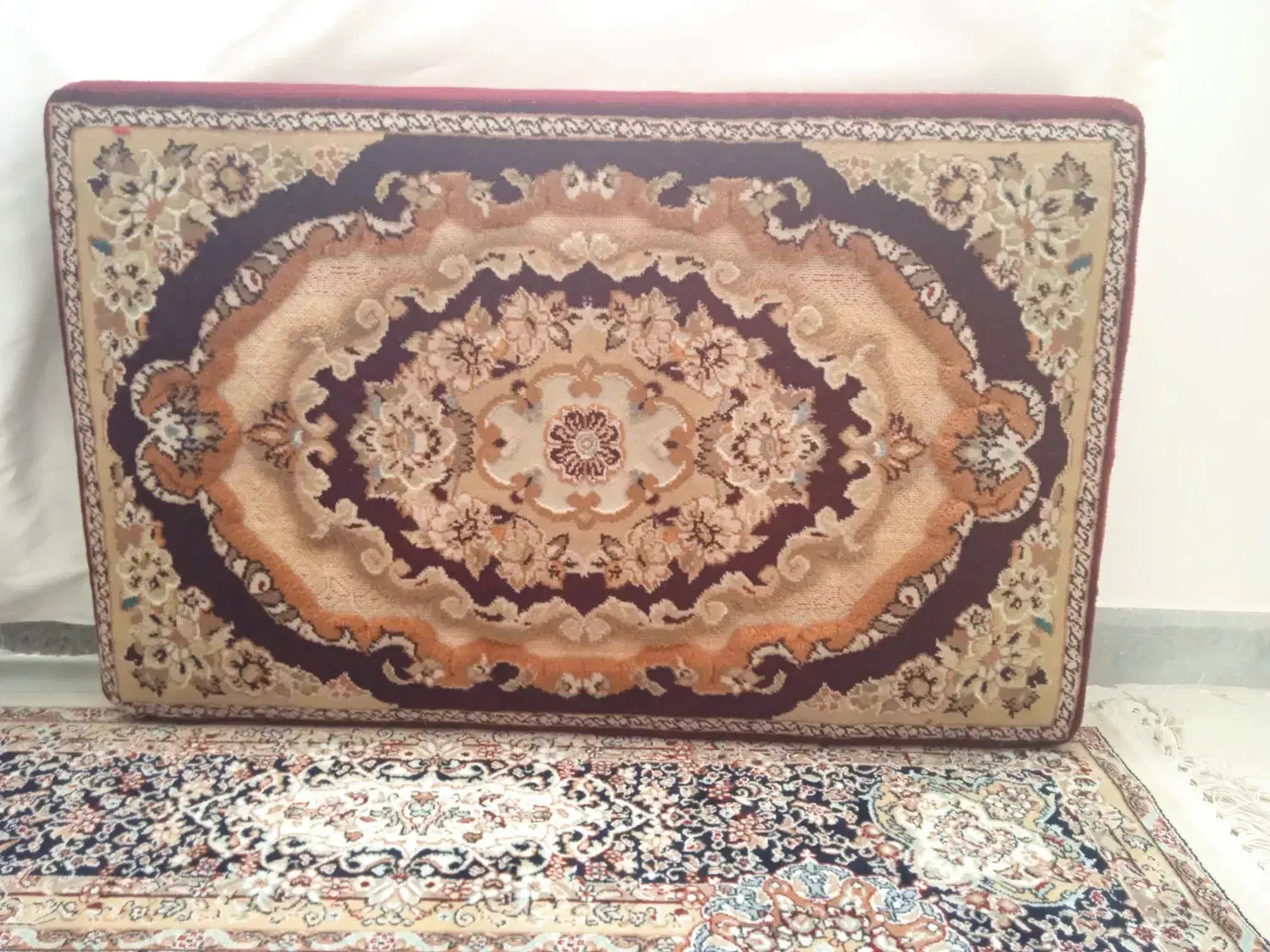 پشتی|پشتی|قروه, |دیوار