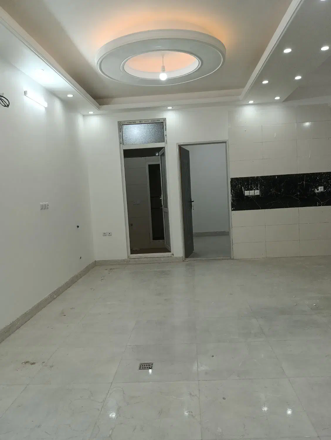 واحد70متر/همکف/کلید نخورده/اماده سکونت گلشن/|فروش آپارتمان|قم, شهرک فاطمیه|دیوار