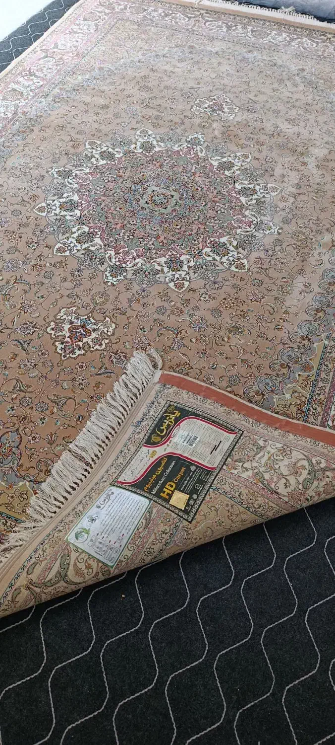 دو عدد فرش 6متری|فرش|درگهان, |دیوار