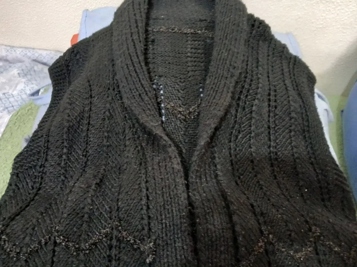 ژیله مشکی کاموایی|لباس|شاهین‌شهر, عطار|دیوار