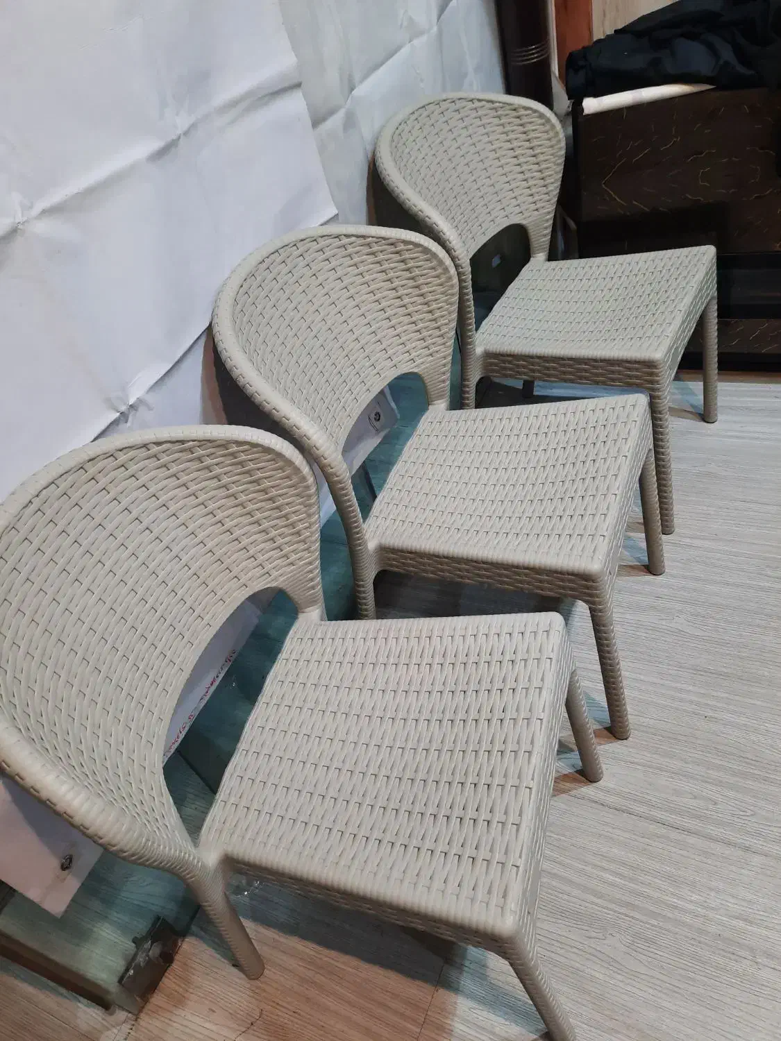 صندلی پلاستیکی ناصر|صندلی و نیمکت|مشهد, مشکینی (شهرک غرب)|دیوار