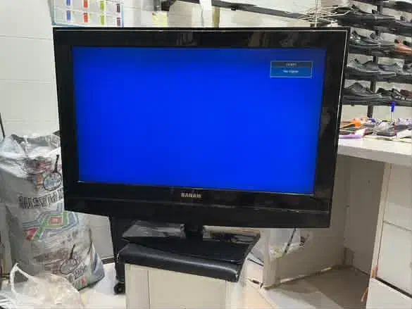 تلویزیون ۳۲ سنم سالمو کم کار|تلویزیون و پروژکتور|گنبد کاووس, |دیوار