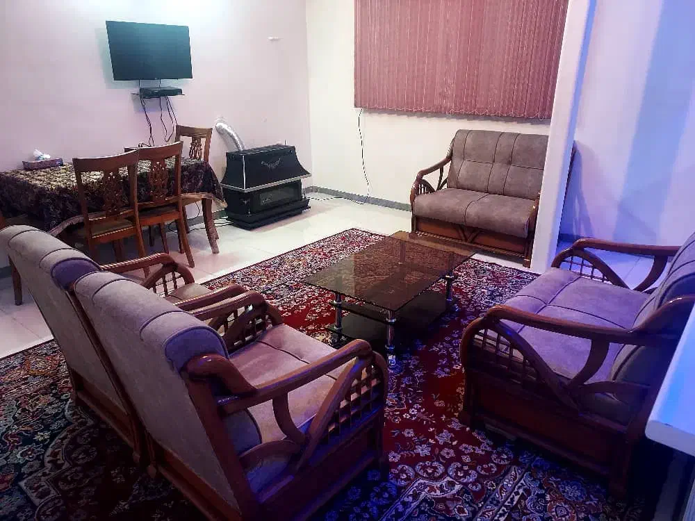 اجاره منزل مبله روزانه/ماهانه|اجارهٔ کوتاهمدت آپارتمان و سوئیت|شیراز, شهرک مفتح|دیوار