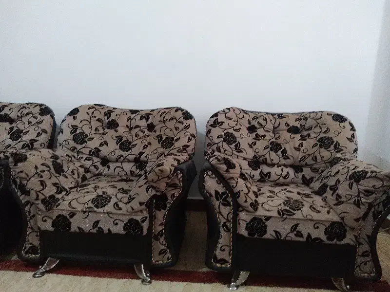 مبل هفت نفره طرح چرم و مخمل|مبلمان خانگی و میز عسلی|رشت, معلولین|دیوار