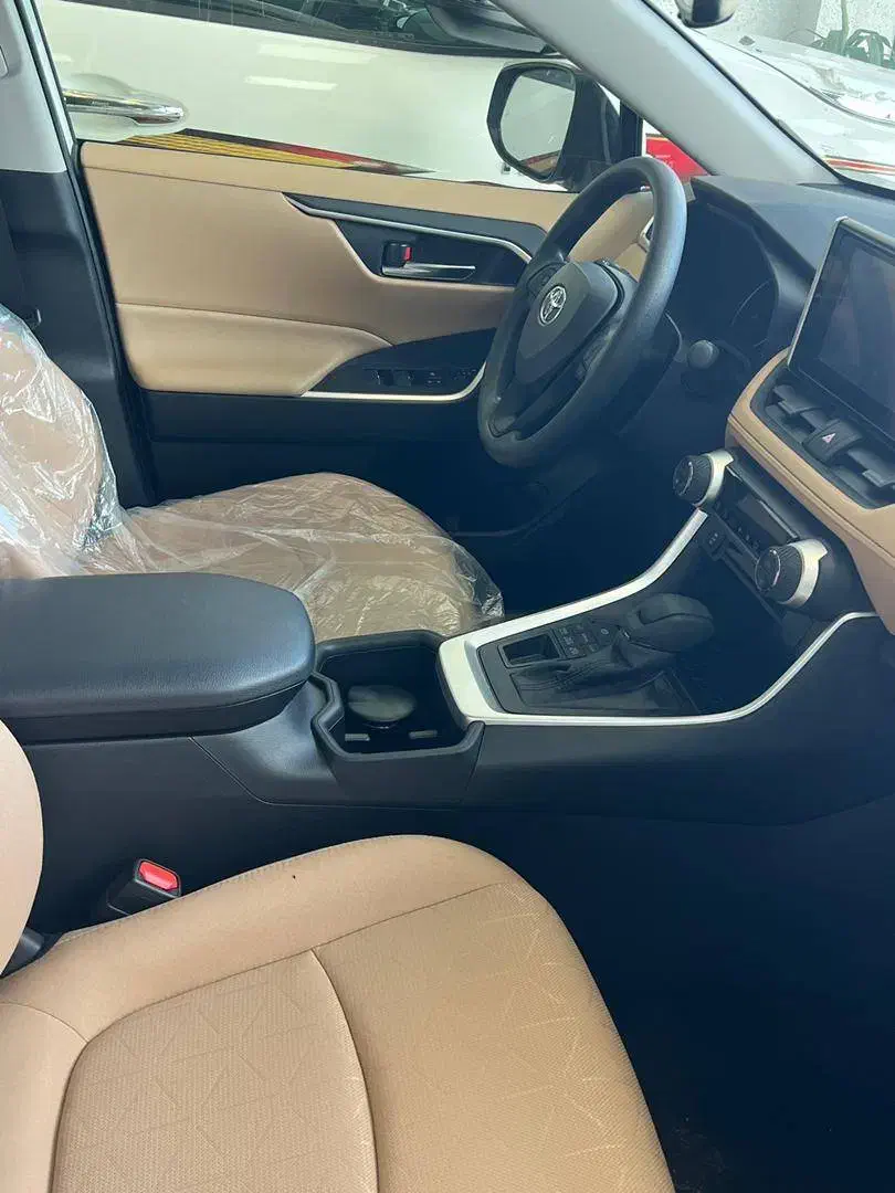 تویوتا راو فور جدید|خودرو سواری و وانت|لنگرود, |دیوار