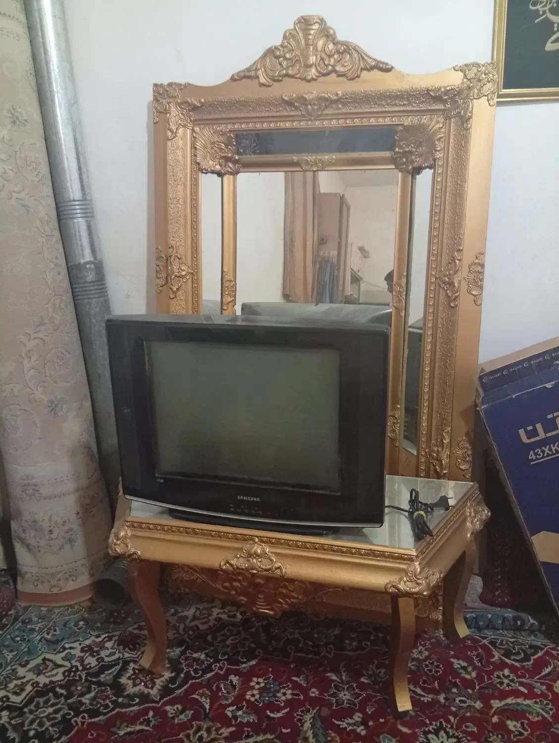 فروش آینه و میز آرایش بهمراه یک عدد تلوزیون|آینه|ابهر, |دیوار