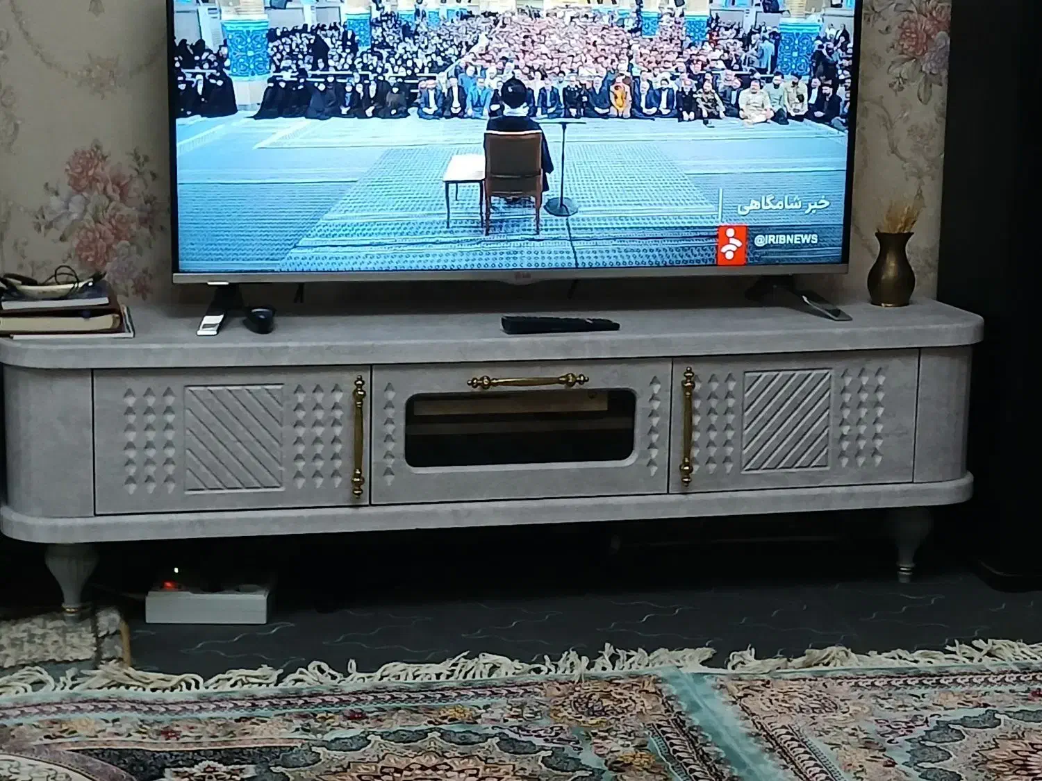 میز تلویزیون|میز تلویزیون|کرج, حصارک پایین|دیوار