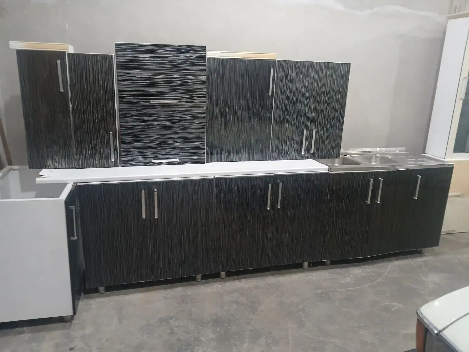 کابینت|آبچکان و نظمدهنده ظروف|سامن, |دیوار