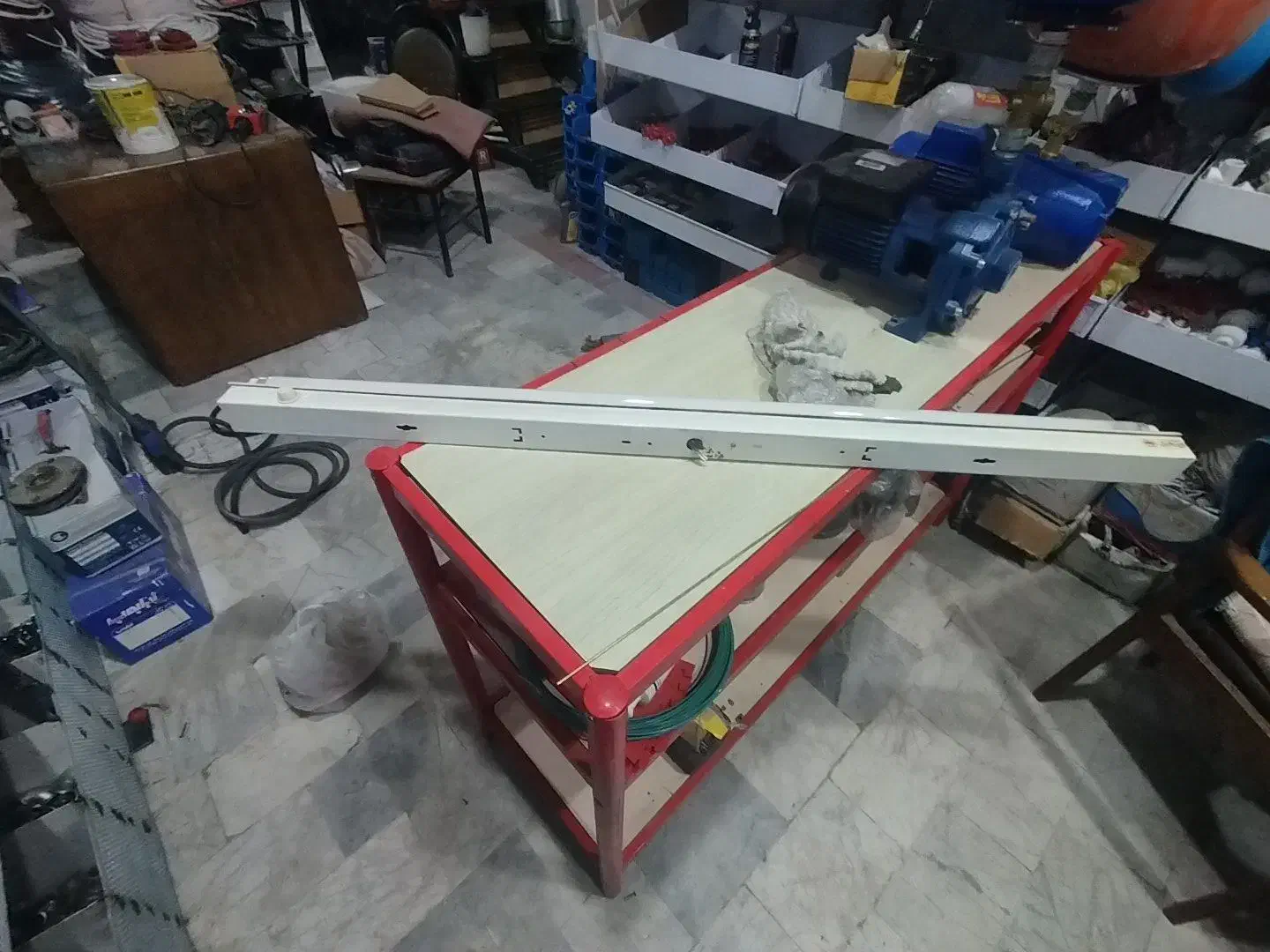 مهتابی سالم درحد نو|لامپ و چراغ|ملارد, |دیوار