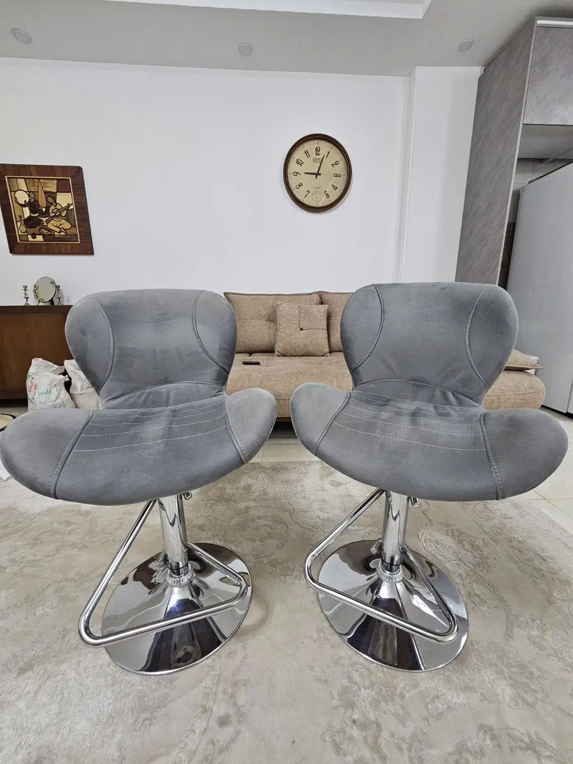 صندلی|صندلی و نیمکت|آبیک, |دیوار