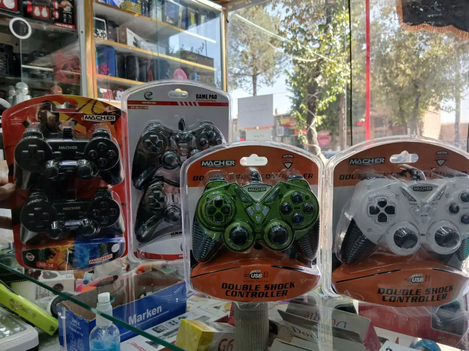 اسپیکر هلدرهدست ساعت تبدیل دسته گیم گرگاب نقش جهان|صوتی و تصویری|شاهینشهر, گرگاب|دیوار