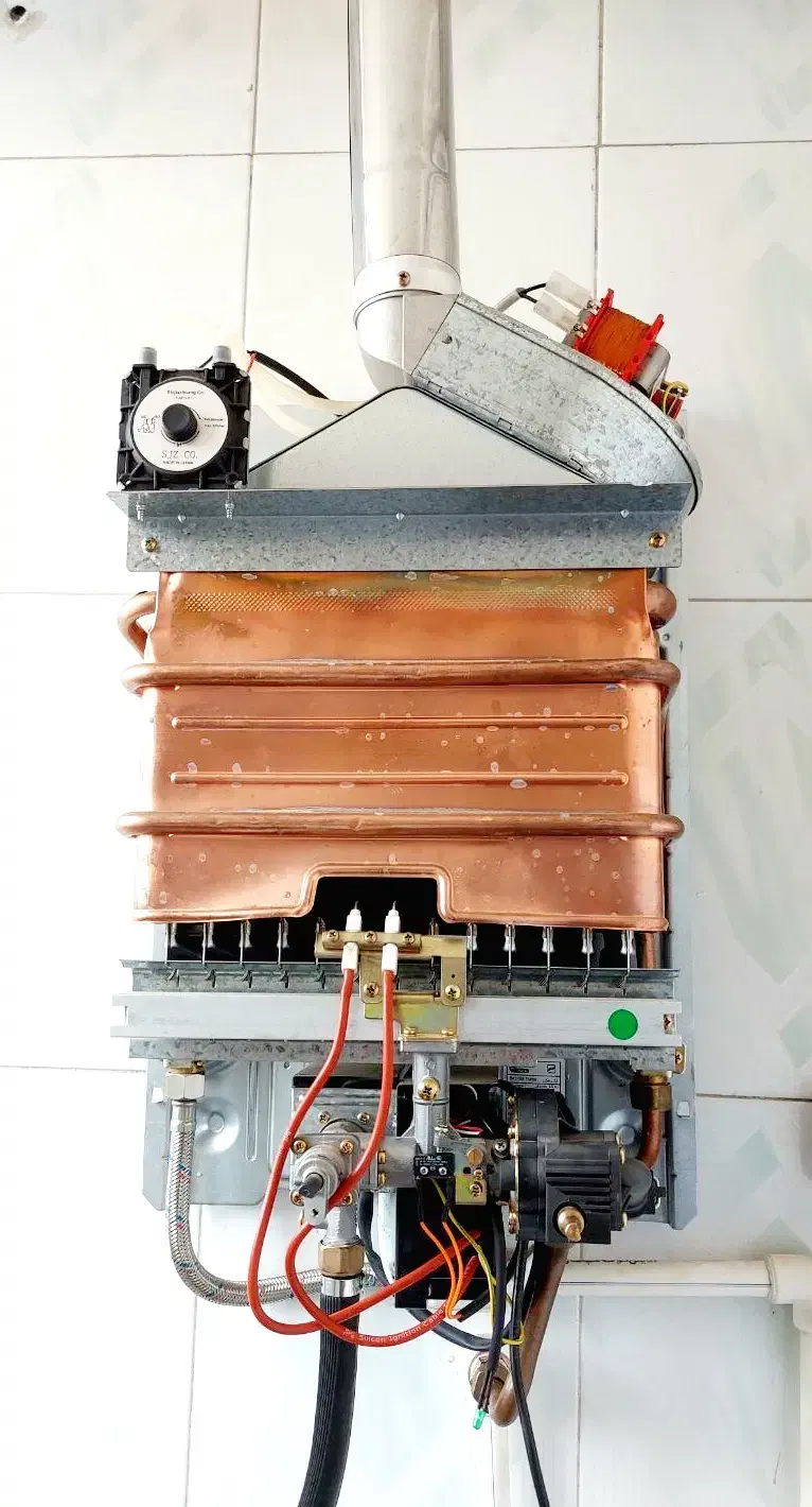 نصب و تعمیرات تخصصی پکیج ،آبگرمکن ،بخاری و شومینه|خدمات پیشه و مهارت|سنندج, |دیوار