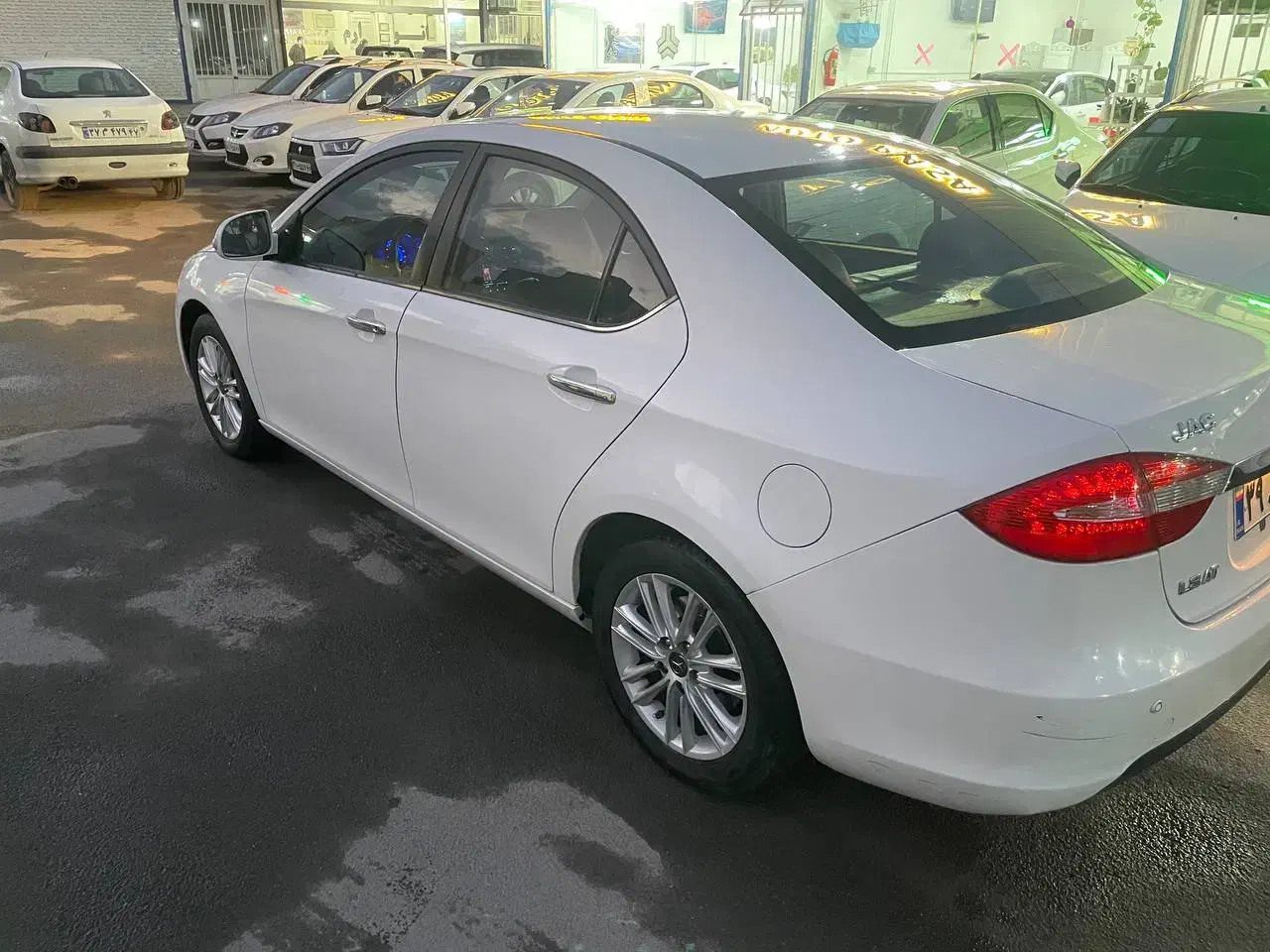 جک j5|خودرو سواری و وانت|اراک, |دیوار