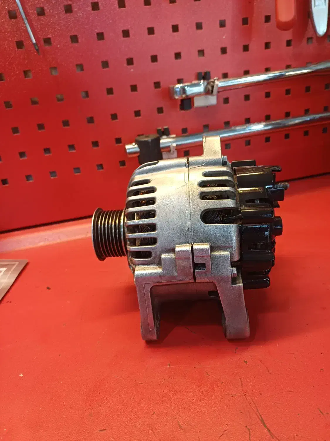 دینام مگان۲۰۰۰ استوک درحد|قطعات یدکی و لوازم جانبی|رشت, کوی حسینی|دیوار