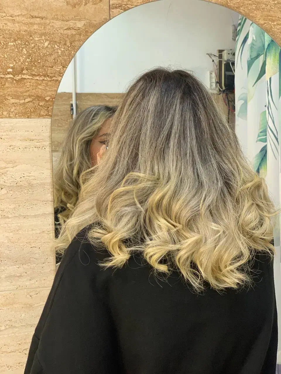 نیاز به مدل آمبره و بالیاژ|خدمات آرایشگری و زیبایی|رشت, سیا اسطلخ|دیوار