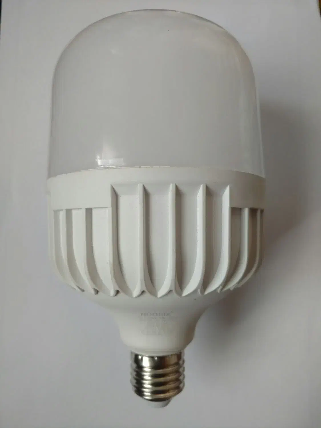 لامپ 30 وات استوانه ای مهتابی|لامپ و چراغ|رشت, سعدی (تختی)|دیوار