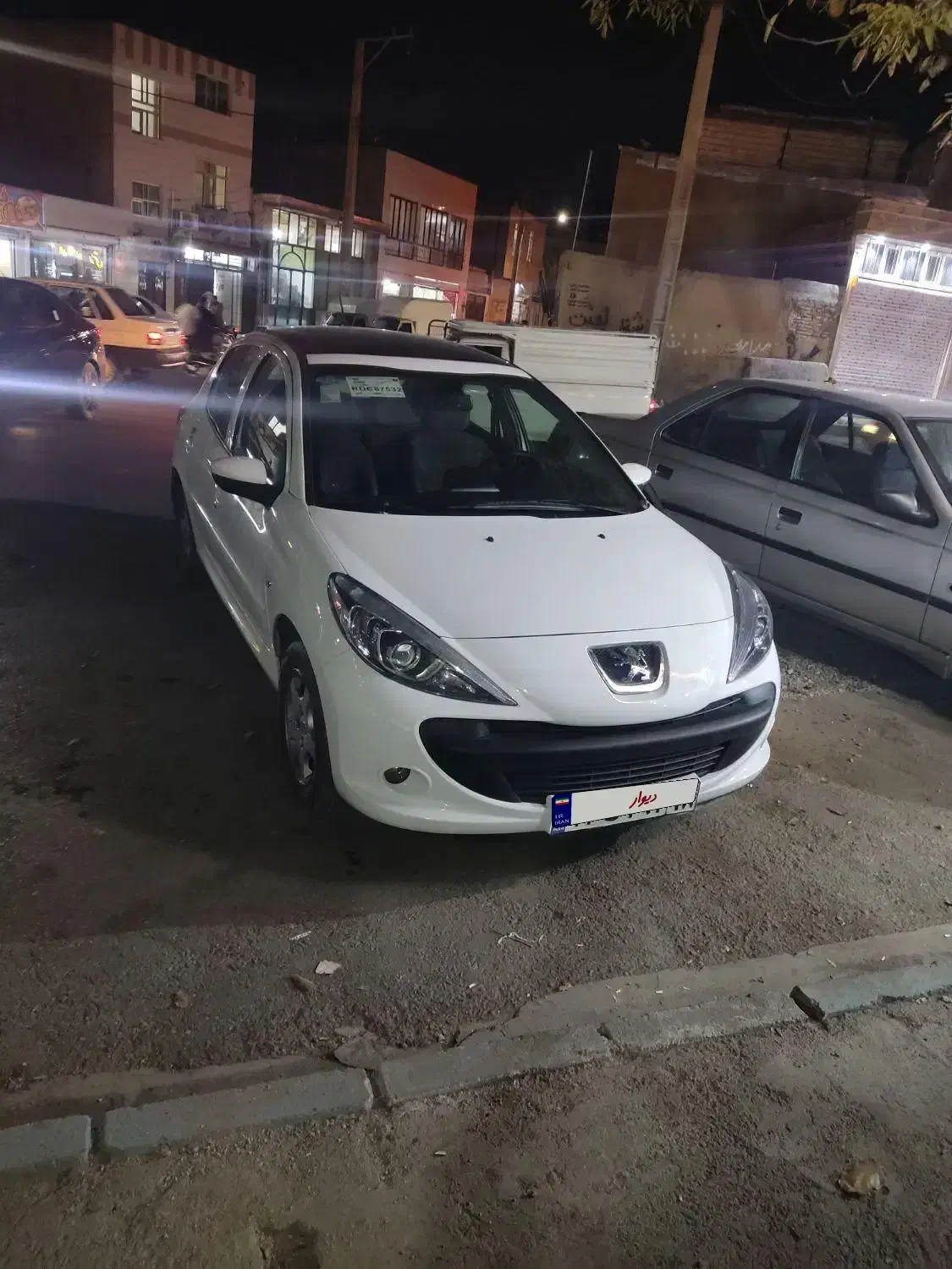 ۲۰۷ تیو فایو مدل ۴۰۳بیست تا کار|خودرو سواری و وانت|همدان, |دیوار