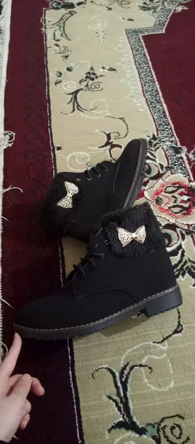 دوتا کفش اسپورت و نیم بوت|کیف، کفش، کمربند|اهواز, شهرک برق|دیوار