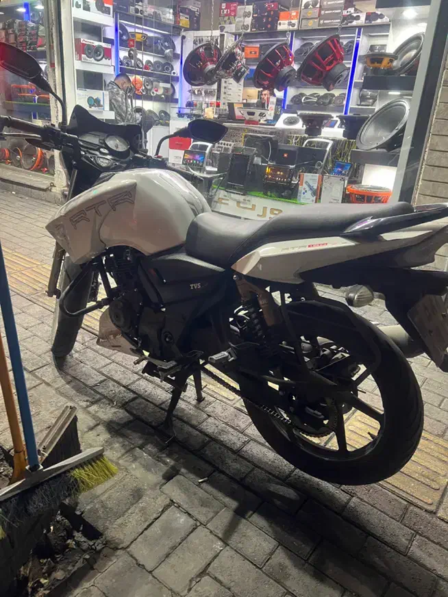 آپاچی|موتورسیکلت|تبریز, |دیوار