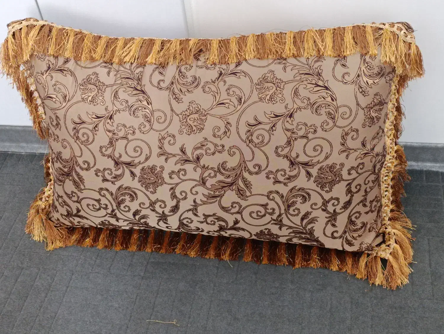 ۸ عدد پشتی شیک ۶۰ در ۹۰ قیمت هر دونه در چت|پشتی|شیراز, درکی|دیوار