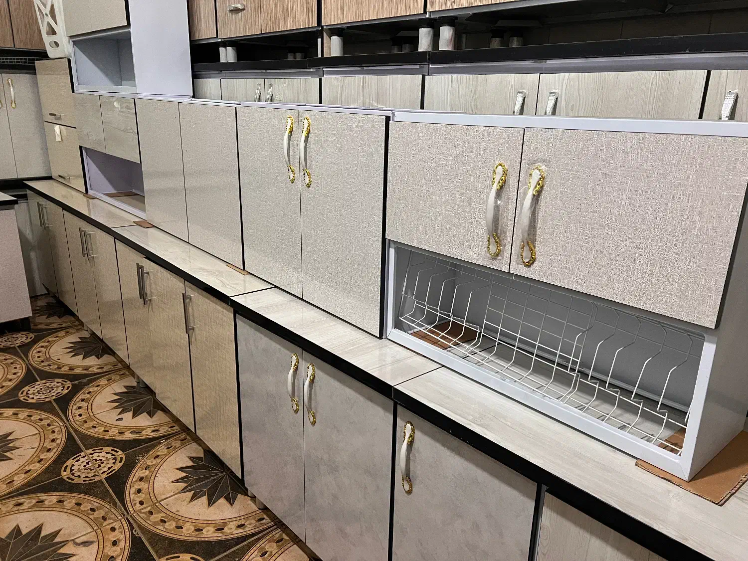 کابینت فلزی بصورت آماده|حراج|آمل, |دیوار