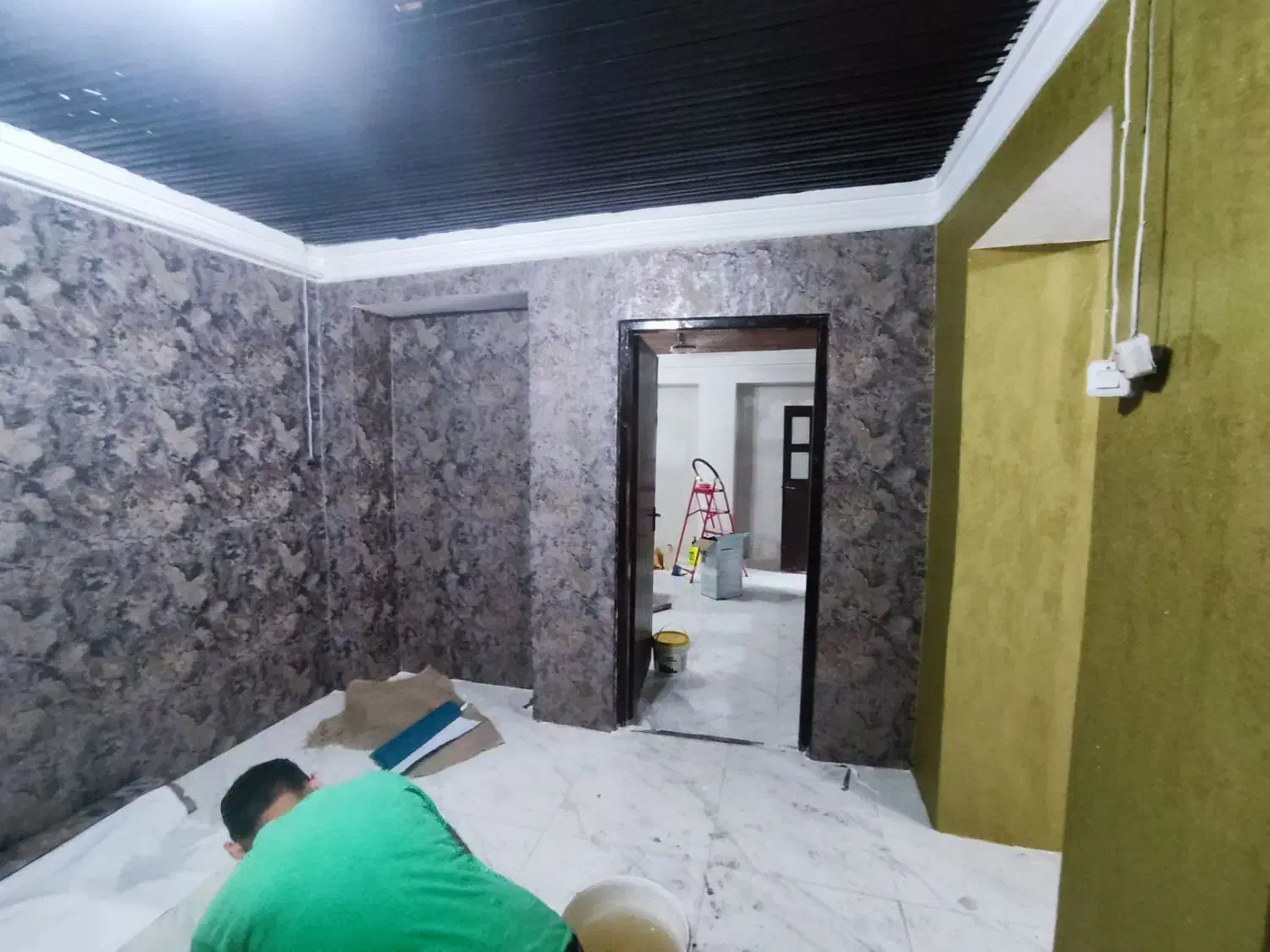 نصب کاغذ دیواری|خدمات پیشه و مهارت|رشت, جماران|دیوار