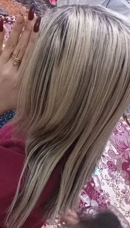 هایلایت مو،رنگ معمولی،میکاپ( هزینه موادفقط)|خدمات آرایشگری و زیبایی|مرند, |دیوار