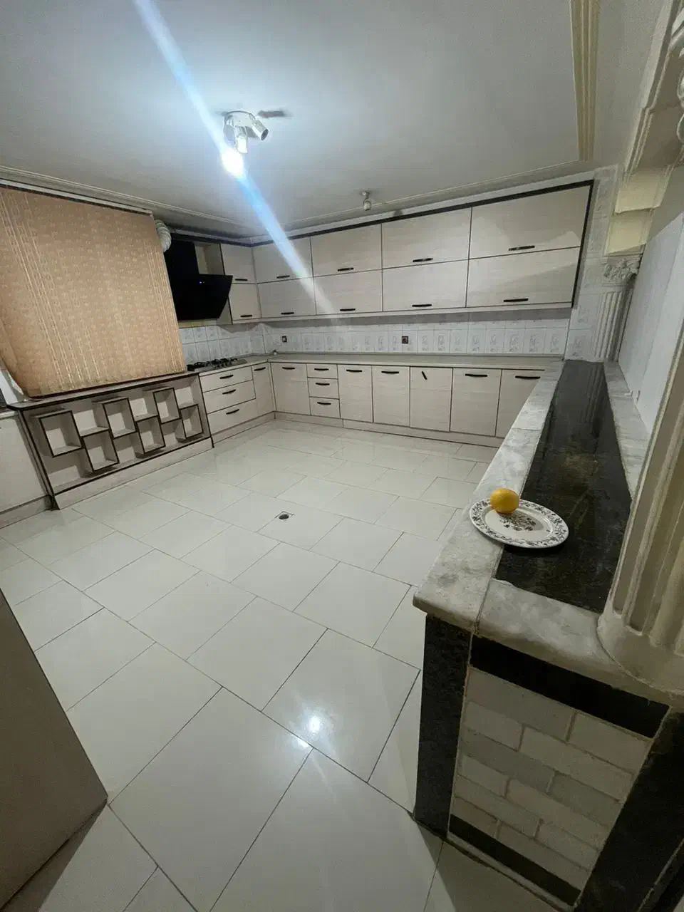 خوابگاه دخترانه|اجارهٔ کوتاه‌مدت آپارتمان و سوئیت|بندرعباس, |دیوار