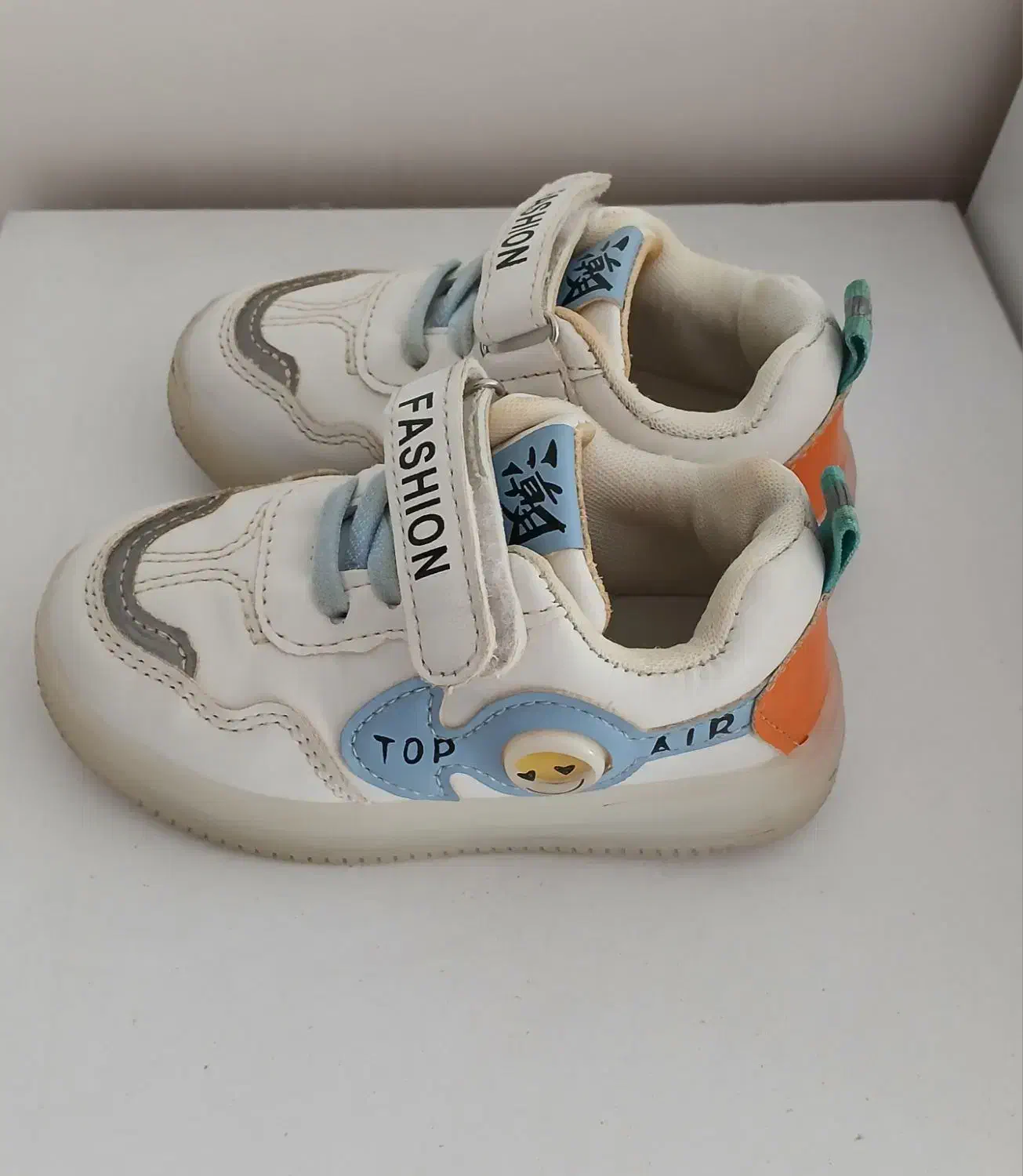 کفش پسرانه|کیف، کفش، کمربند|کنگاور, |دیوار