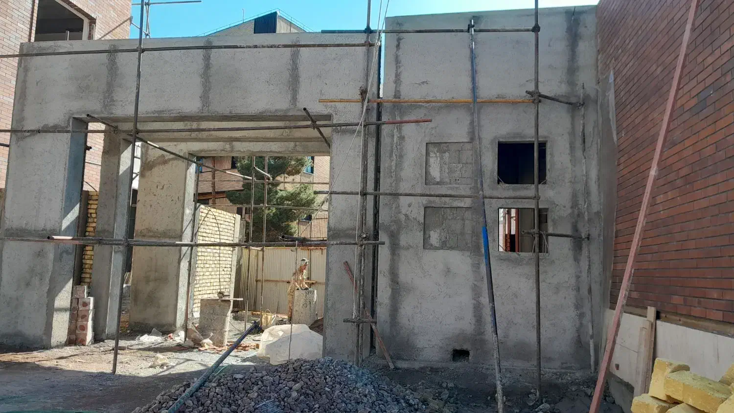 سیمانکاری نما، زیرکار اجر نما ،زیرکار اسلپ،استخر|خدمات پیشه و مهارت|قزوین, |دیوار