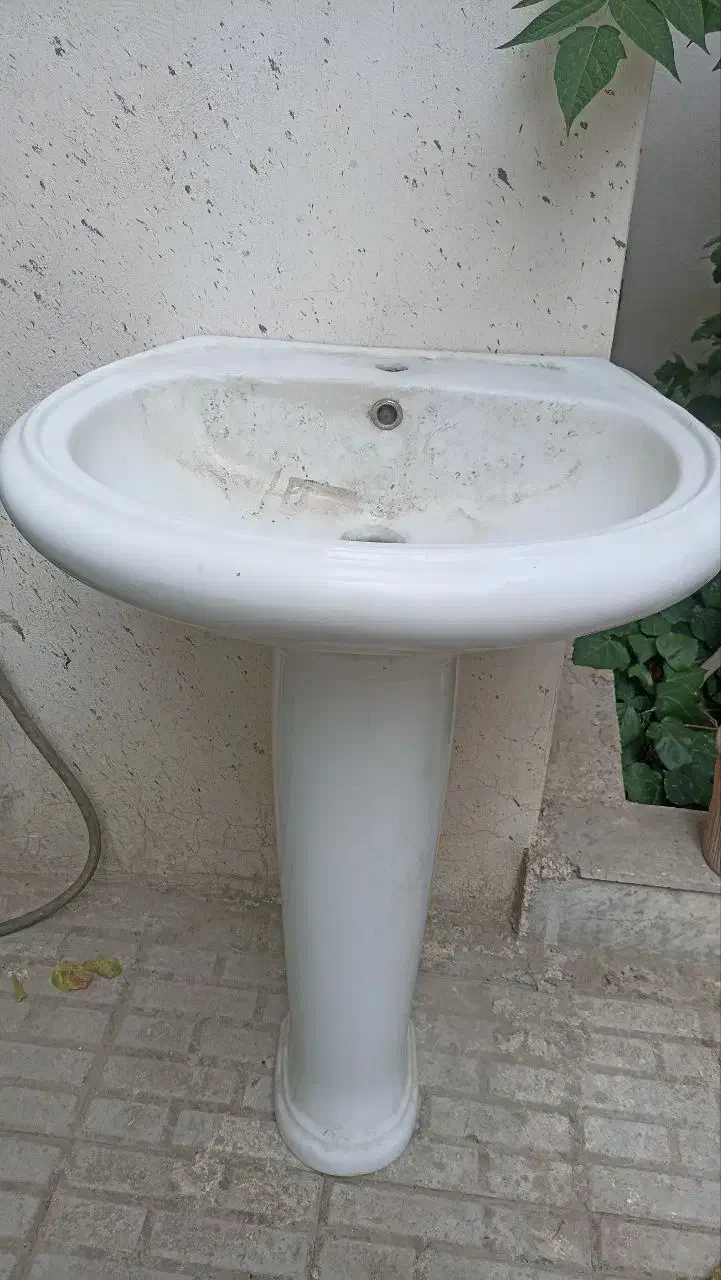 صندلی فلزی|صندلی و نیمکت|مشهد, تربیت (صدف)|دیوار