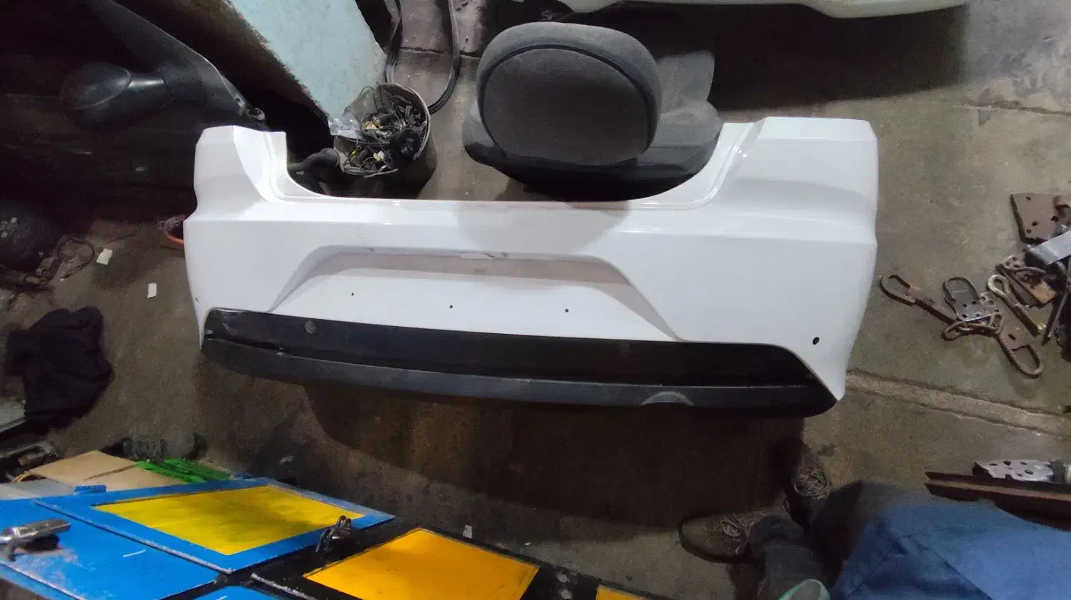 سپر تارا سفید فابریک|قطعات یدکی و لوازم جانبی|شیراز, ریشمک|دیوار