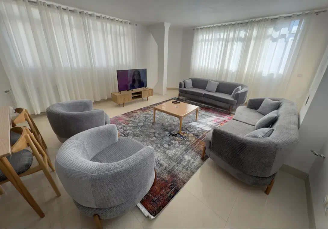 هتل آپارتمان - منزل مبله - خانه مسافر|اجارهٔ کوتاه‌مدت آپارتمان و سوئیت|شیراز, ملاصدرا|دیوار