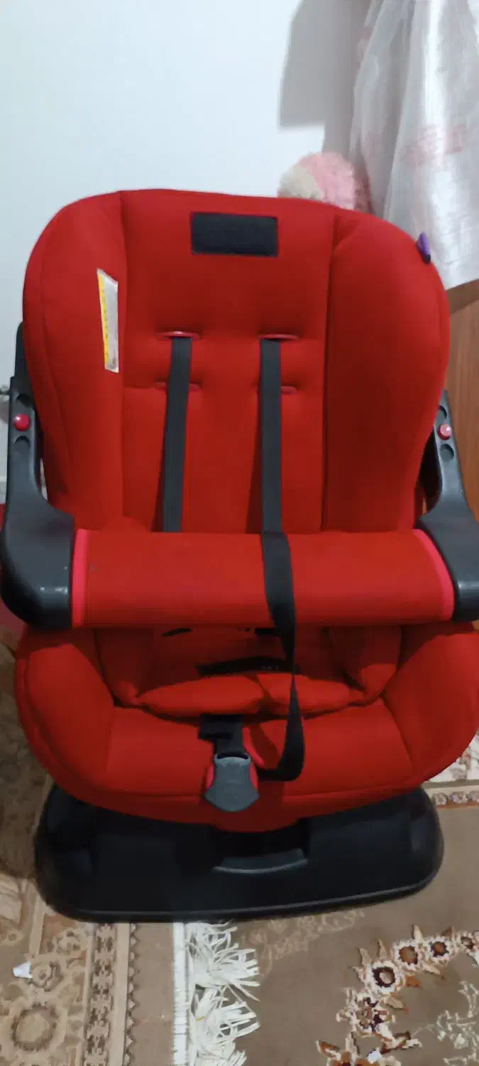 صندلی ماشین کودک|تخت و صندلی بچه|رشت, یخسازی|دیوار