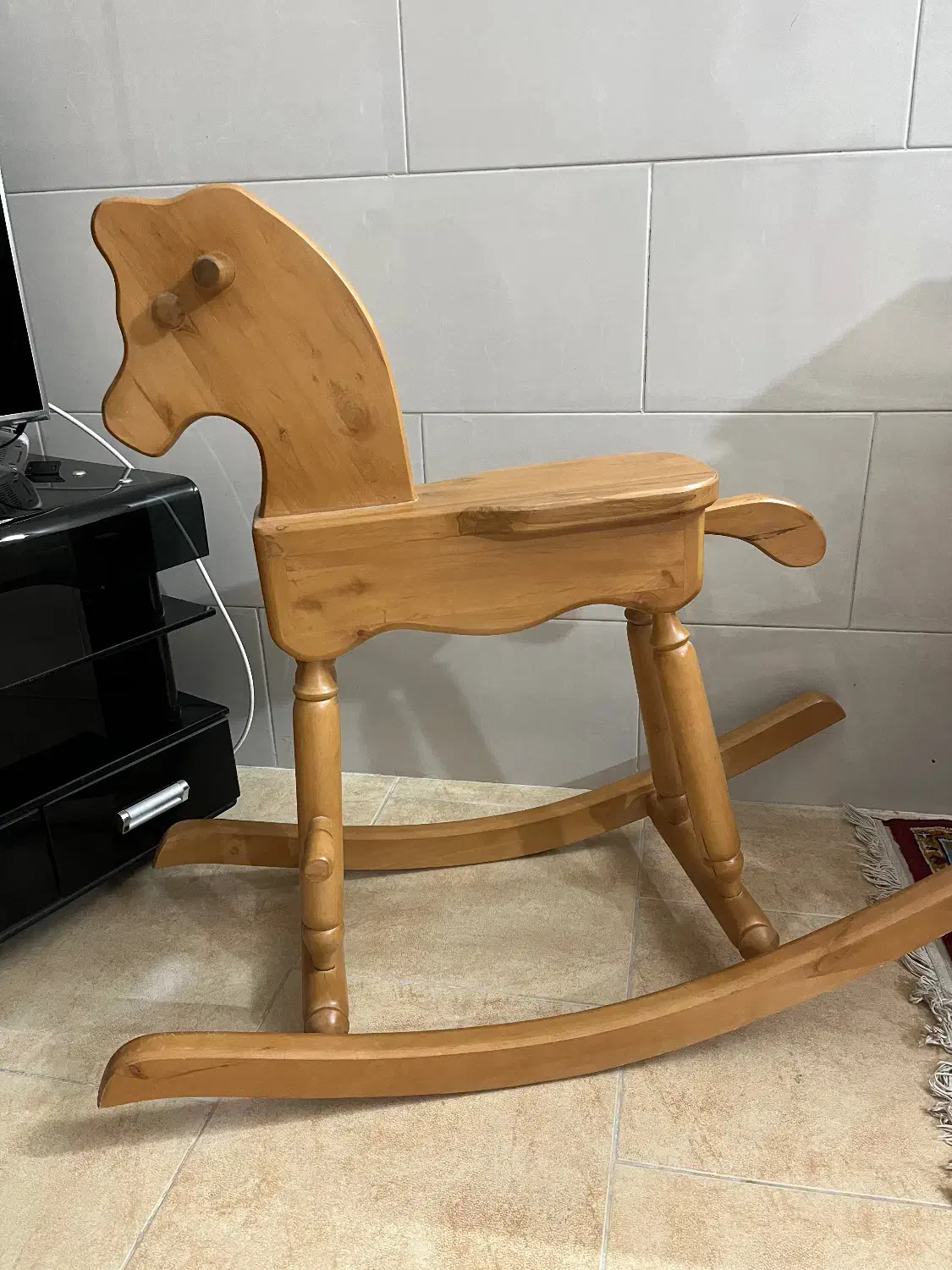 اسب چوبی سالم|اسباب و اثاث بچه|یزد, |دیوار