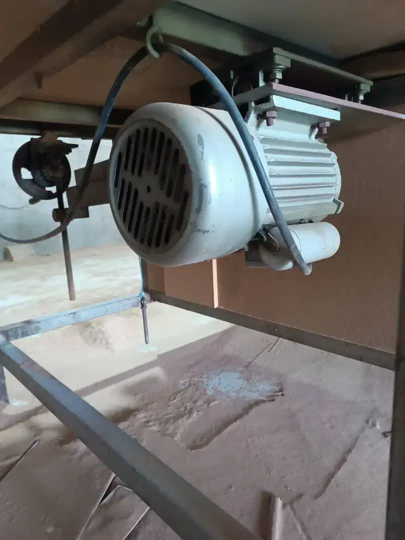 دستگاه برش سنتی|ماشین‌آلات صنعتی|گنبد کاووس, |دیوار