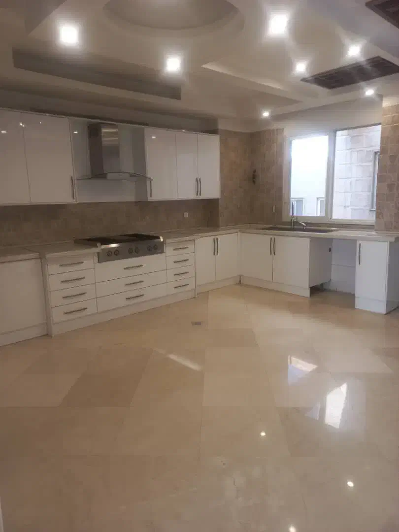 ۳۵۰ متر زعفرانیه چهار خواب دو مستر