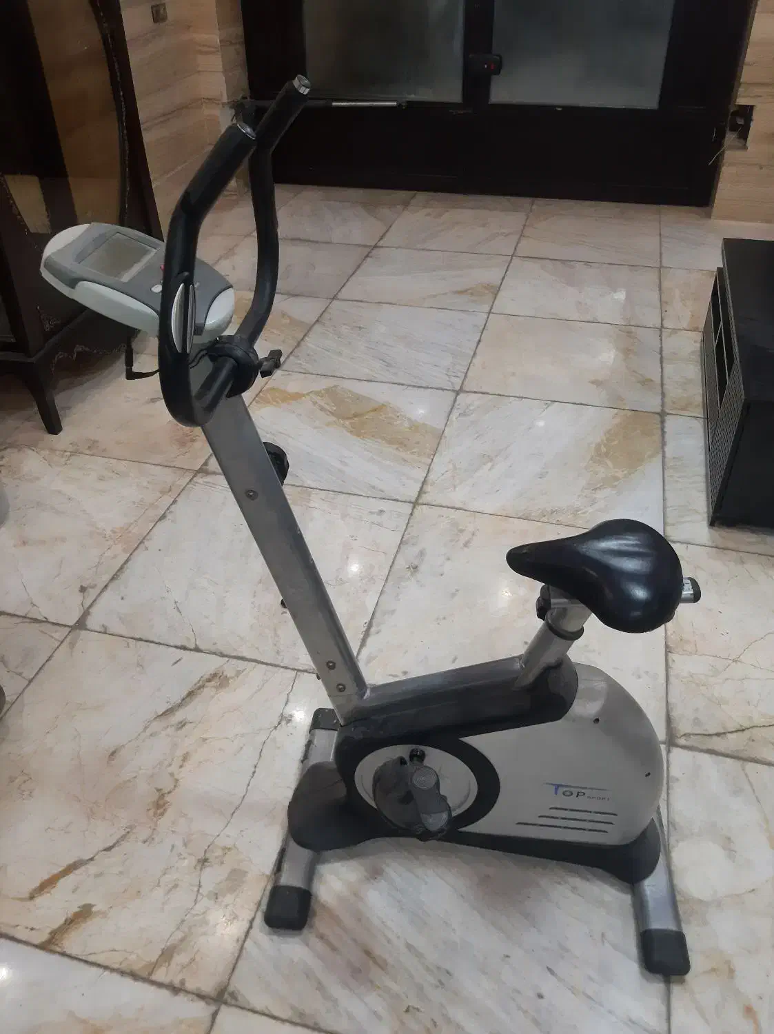 دوچرخه ثابت ورزشی|تجهیزات ورزشی|کاشان, شهرک امیرالمومنین|دیوار