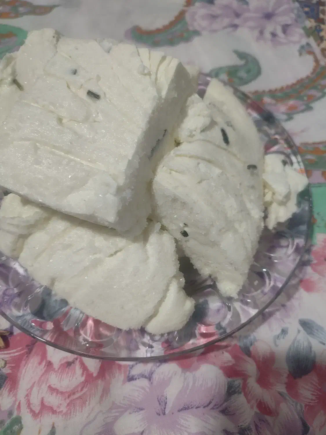 پنیر|خوردنی و آشامیدنی|انزل, |دیوار