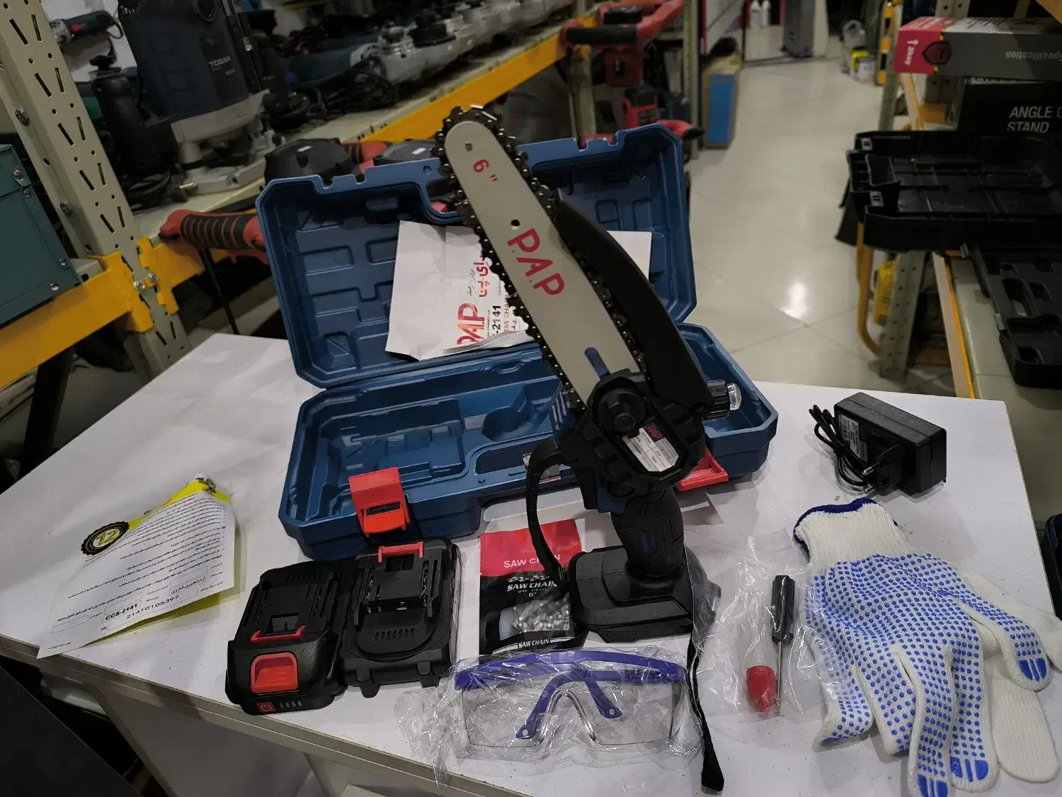 انواع اره شارژی قیچی شارژی در بازرگانی ابزار رسولی|ابزارآلات|بیرجند, |دیوار